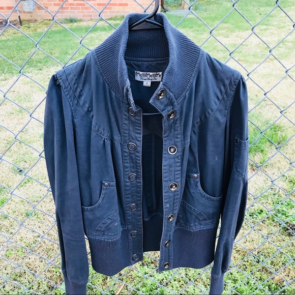 Gray jacket - Picture 4 of 5